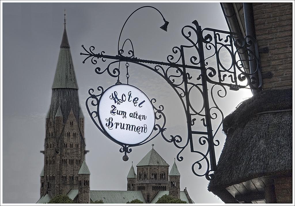 Hotel Zum Alten Brunnen Rheine Bagian luar foto